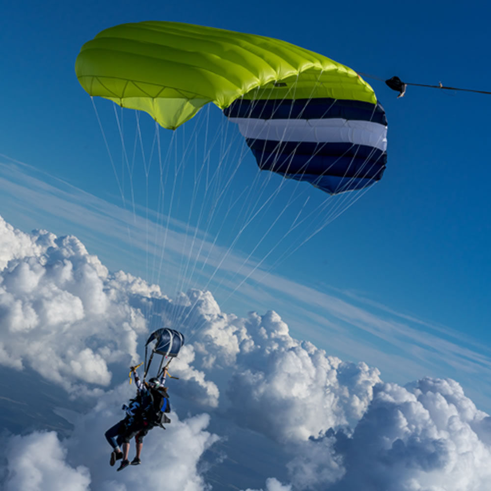 セール PARACHUTE CANOPYS Cal.253 ビンテージ自動巻き Aerodyne A2 Tandem Main Parachute Canopy | ChutingStar