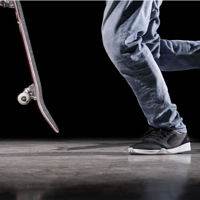 eS Sesla Black Grey Red Skate Shoes ChutingStar Skydiving Gear